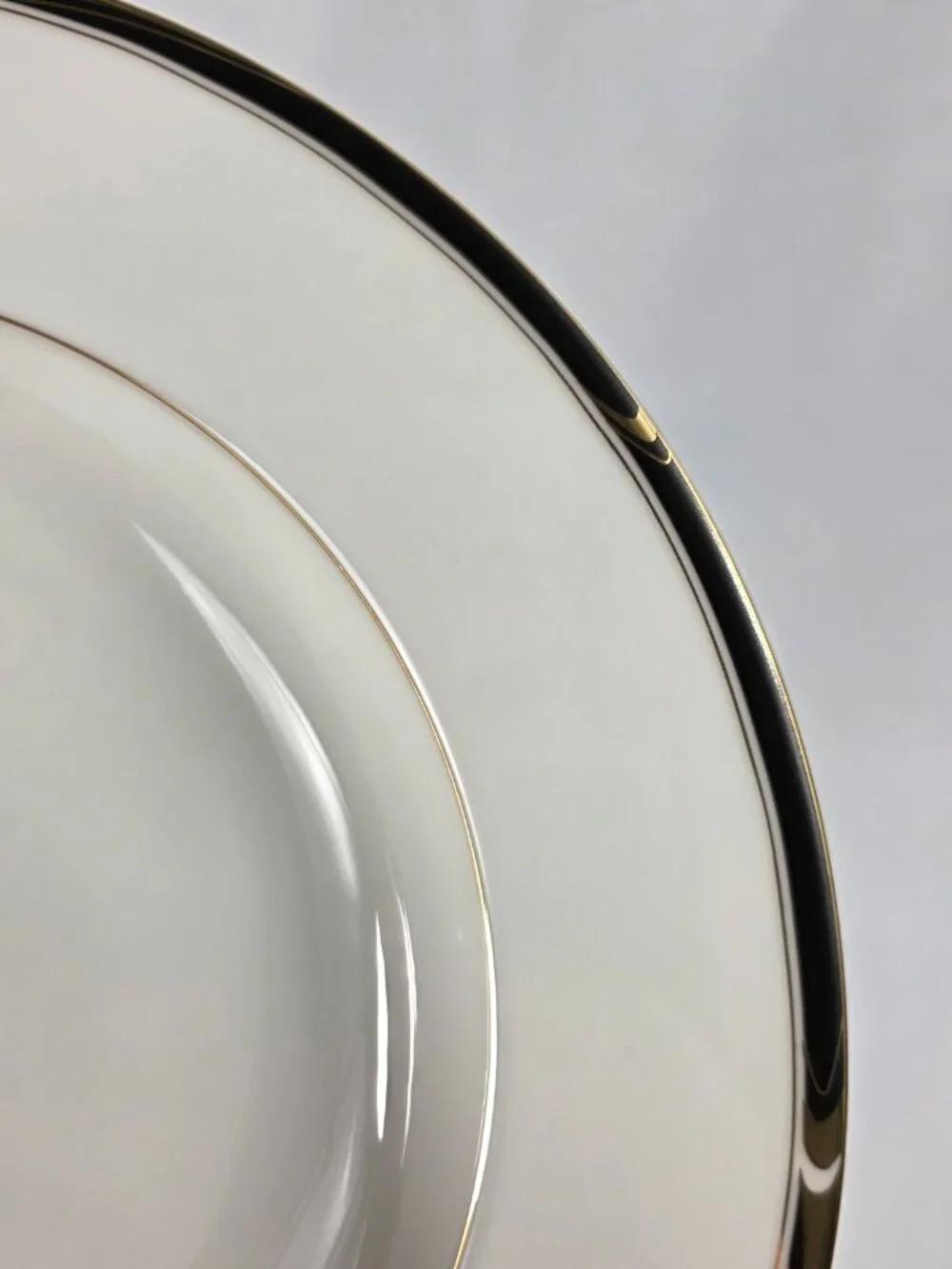 ONE Mikasa Academy Bone China Rim Soup Bowl White with Black & Gold Band NEW